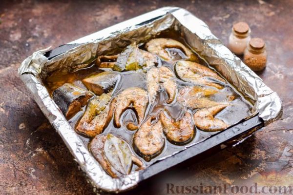 Сельдь, тушенная в чае (в духовке)