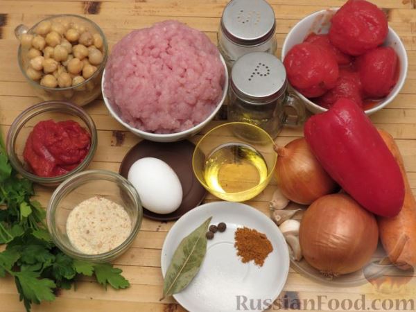 Томатный суп с нутом и мясными фрикадельками