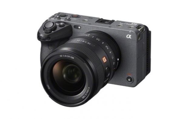 Sony FX3 — первая кинокамера Sony в форм-факторе фотоаппарата