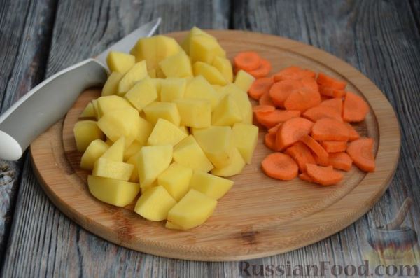 Куриный суп с клёцками из кускуса