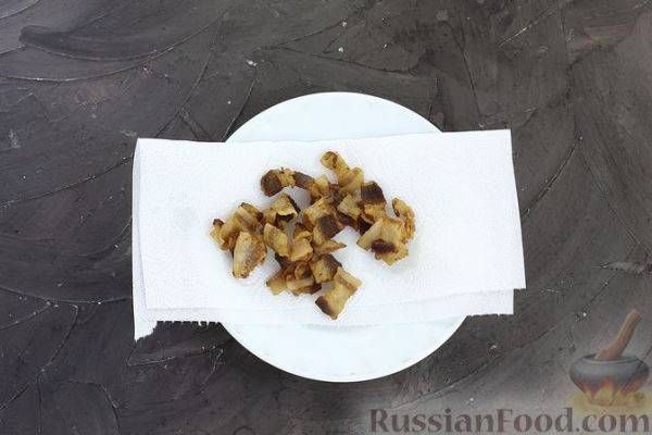 Суп с кускусом, беконом и помидорами