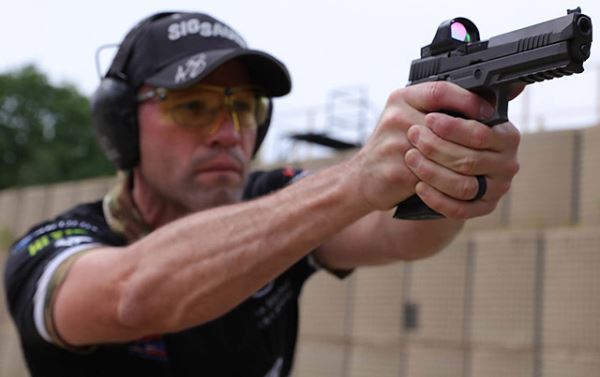 Новые пистолеты из США: SIG Sauer P320MAX и P320 XCarry Legion