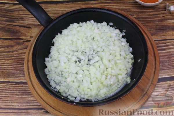 Рулет из рыбы с овощами и варёными яйцами (в духовке)