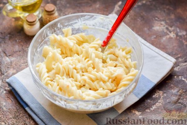 Запеканка из макарон с фаршем и цветной капустой