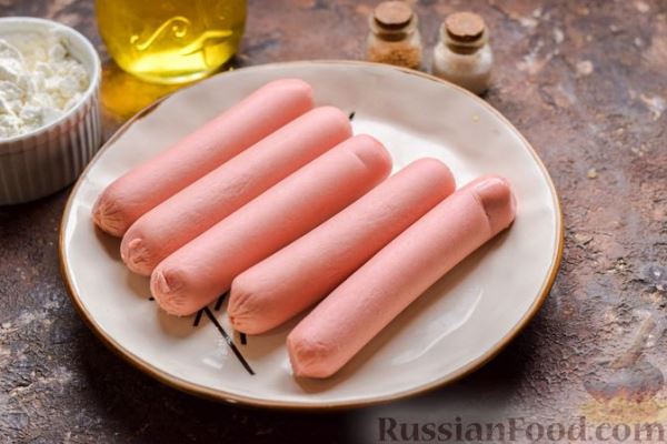 Сосиски в кляре, жаренные во фритюре