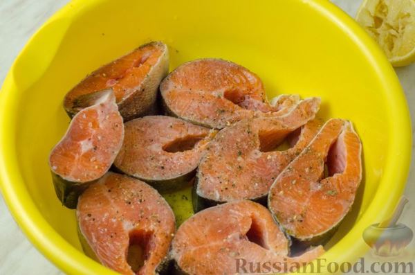 Форель, запечённая с картофелем