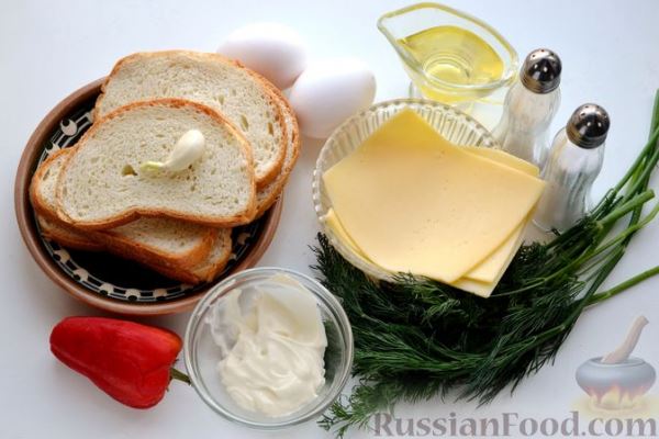 Гренки с сыром, варёными яйцами и зеленью