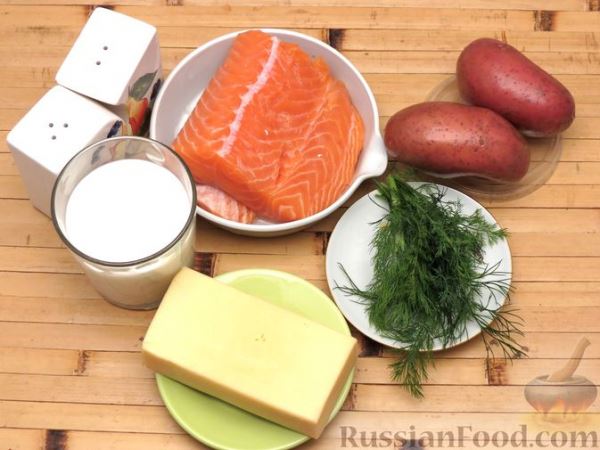 Картофельная запеканка с сёмгой и сырно-сливочным соусом