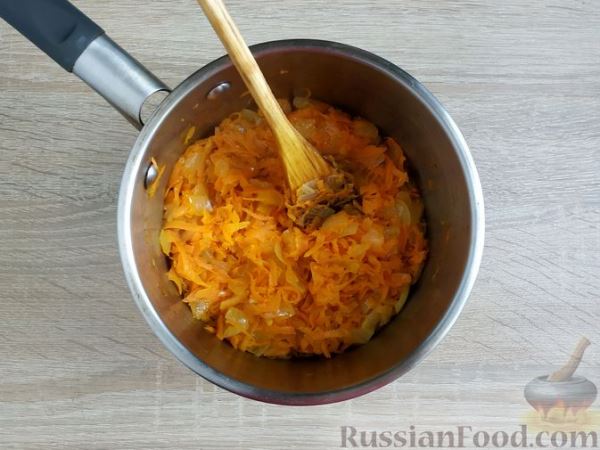 Луковая икра с морковью и яблоком