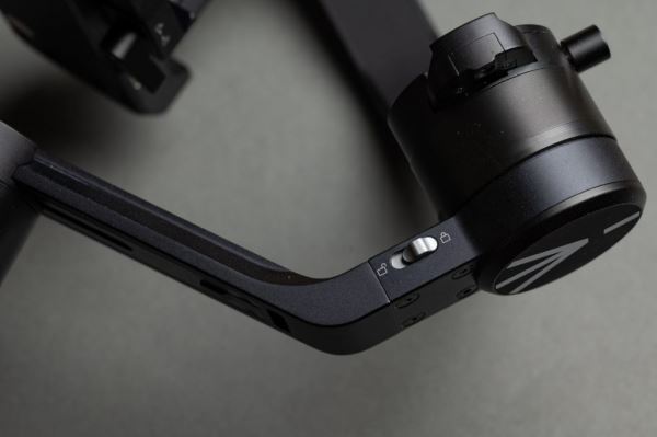 Обзор стедикама Manfrotto MVG460 — первый блин комом?
