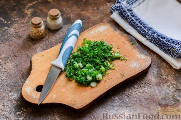 Яичные рулетики с сельдью