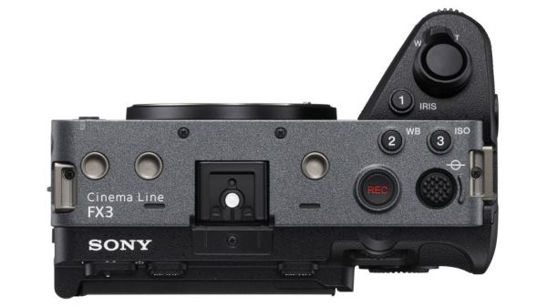 Sony официально объявили о выходе кинокамеры FX3