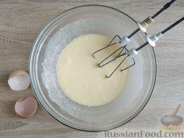 Кекс на молоке, с цедрой и лимонной глазурью