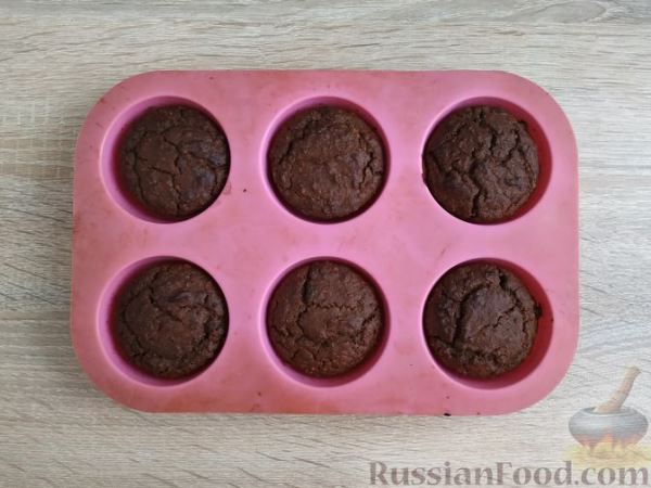 Маффины из фасоли с какао и арахисом (без муки)