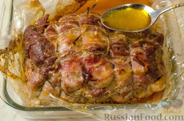 Свиная шея, запеченная с овощами и грибами (в рукаве)