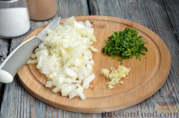 Суп с куриными рулетиками и клецками