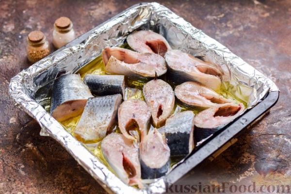 Сельдь, тушенная в чае (в духовке)