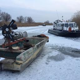 Браконьеры проиграли пограничникам в гонках на льду