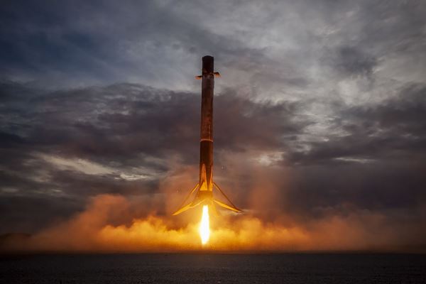 Ben Cooper — официальный фотограф NASA