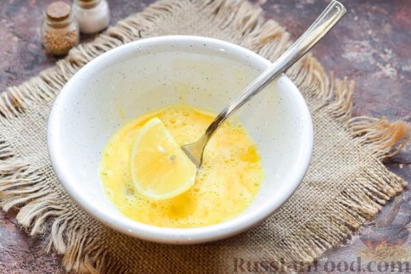 Котлеты из консервированного тунца с сыром и укропом