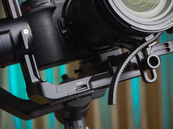 Обзор стедикама Manfrotto MVG460 — первый блин комом?