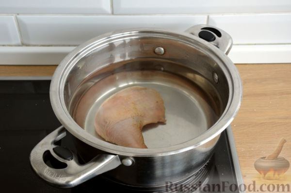 Солянка с консервированным горошком