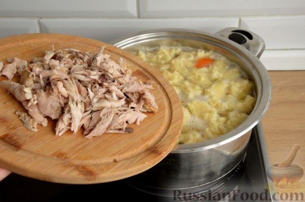 Куриный суп с клёцками из кускуса