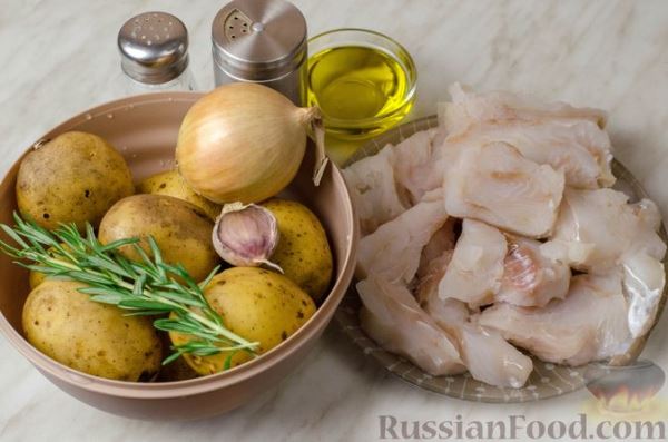 Треска, запечённая с картофелем и розмарином