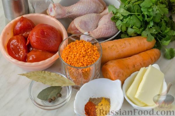 Пряный куриный суп с морковной лапшой