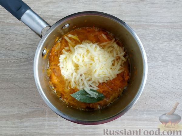 Луковая икра с морковью и яблоком