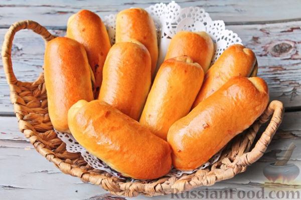 Сдобные булочки с повидлом