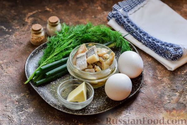 Яичные рулетики с сельдью