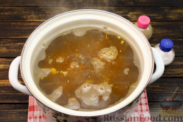 Фасолевый суп с тушёнкой