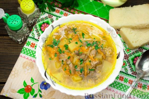 Суп с тушёнкой и чечевицей