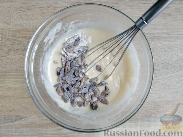Постные медовые маффины с изюмом