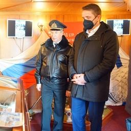 Экипаж «Паллады» получил награды за кругосветку