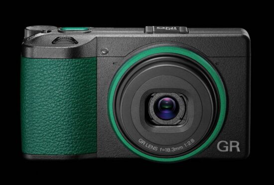 Представлена камера Ricoh GRIII ING special edition