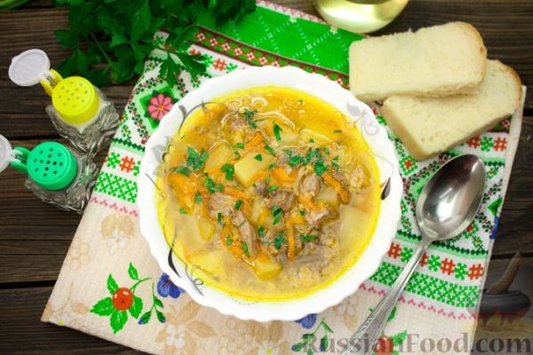 Суп с тушёнкой и чечевицей