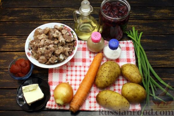 Фасолевый суп с тушёнкой