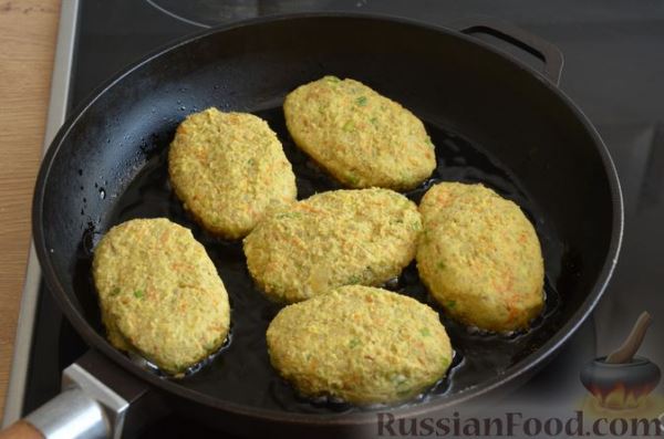 Постные котлеты из чечевицы и моркови