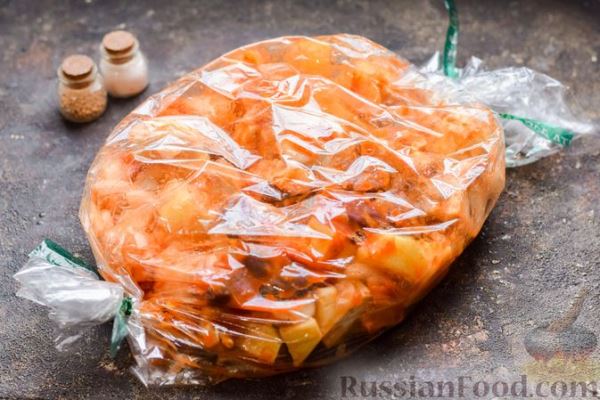 Картошка с грибами и куриными сердечками (в рукаве)