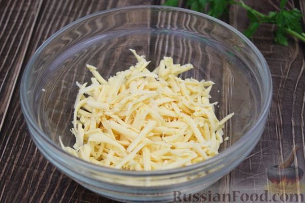 Рыбные котлеты с картофелем, сыром и зеленью