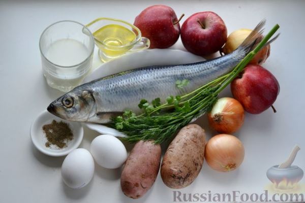 Форшмак из сельди, яблок и жареного картофеля