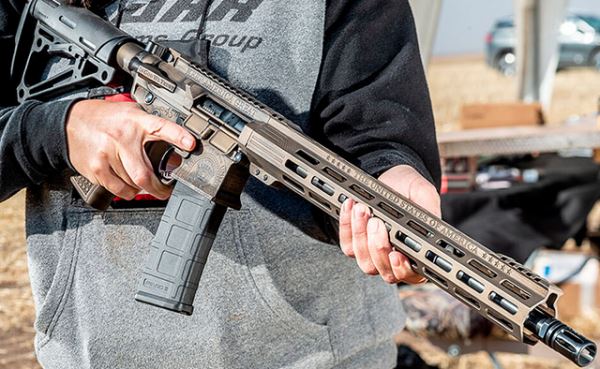 Выбираем Трампа? Винтовка AR-15 Commander in Chief