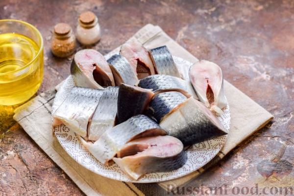 Сельдь, тушенная в чае (в духовке)