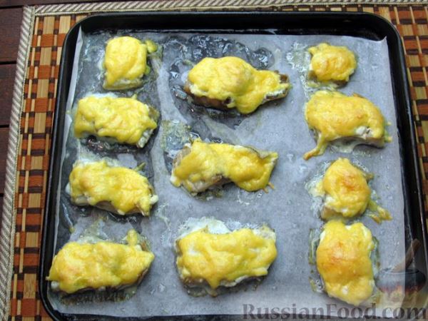 Минтай, запечённый под сыром