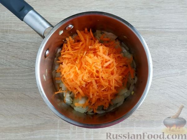 Луковая икра с морковью и яблоком
