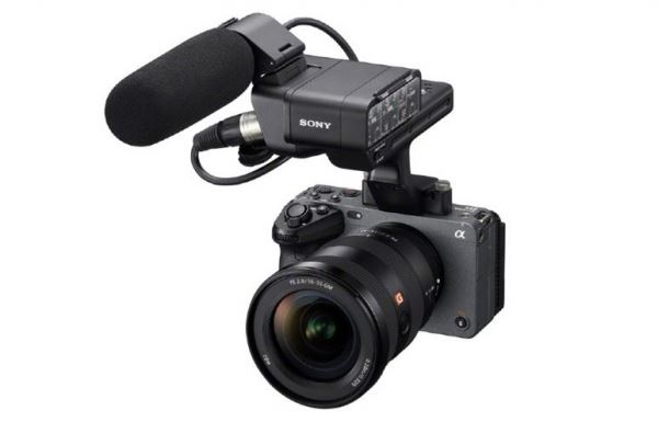 Sony официально объявили о выходе кинокамеры FX3