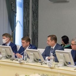 Юрий Трутнев дал поручения по поддержке отрасли в пандемию