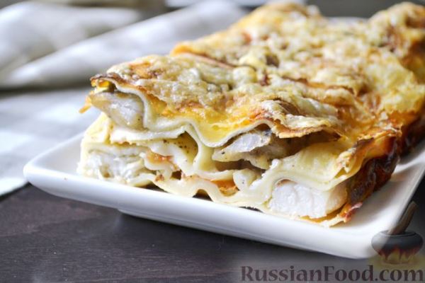 Лазанья с рыбой, помидорами и сыром
